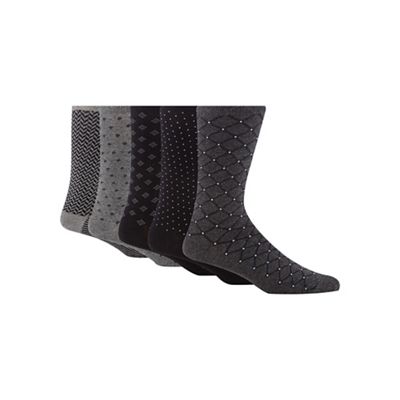 Pack of five grey and black mix patterned socks
